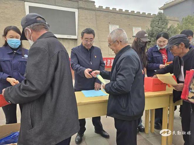 甘肃水务民勤供水有限责任公司开展“世界水日”“中国水周”宣传活动(图1)